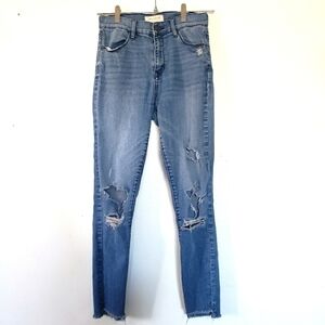 Pacsun Distressed Jeans Size 26